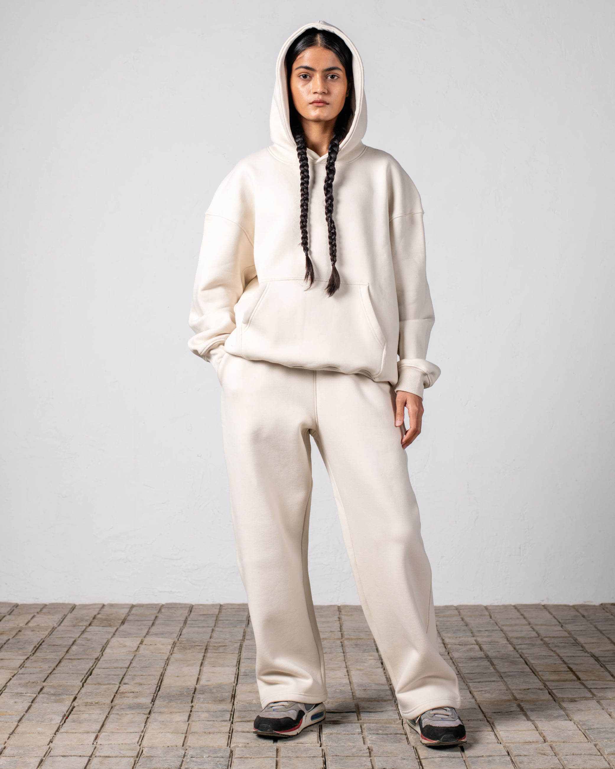 Off-White Sweat Suit